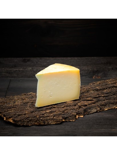 Canestrato del Trentino cheese