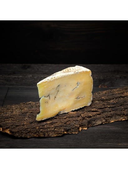 Toma di Elva - Typical Piedmontese cheese