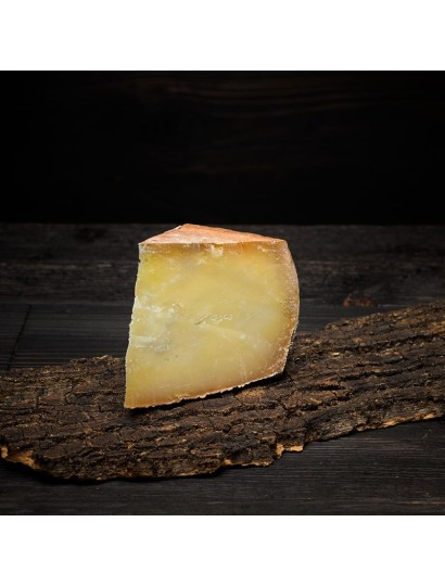 P.D.O. Vallèe d'Aoste Fromadzo cheese